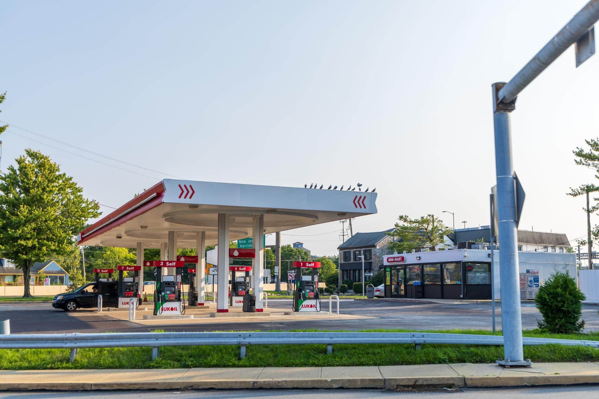 Comment fonctionne une station self-service à l'américaine